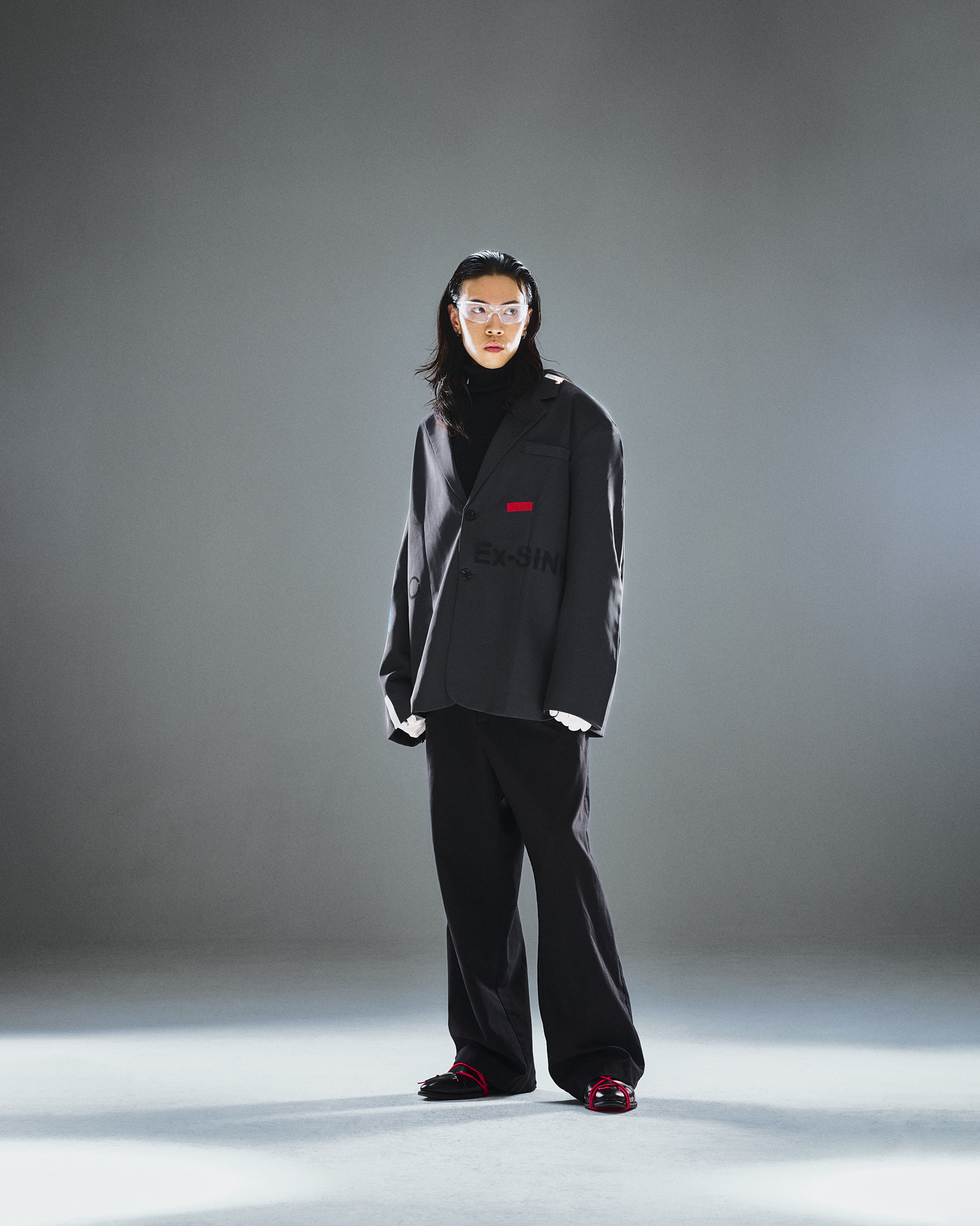 Look aus der Poorarzhangy-Serie
